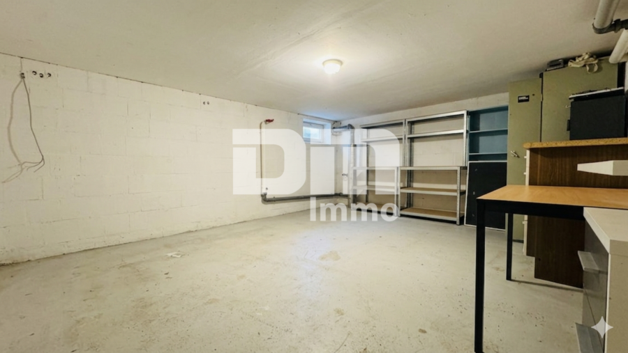 Charmantes Ein- bis Zweifamilienhaus mit großem Garten in begehrter Lage - KG Vorratskeller 2